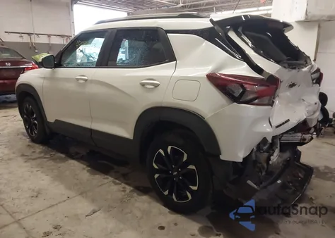 2021 Chevrolet Trailblazer Fwd Lt z USA, uszkodzony, nr VIN KL79MPSL4MB102923